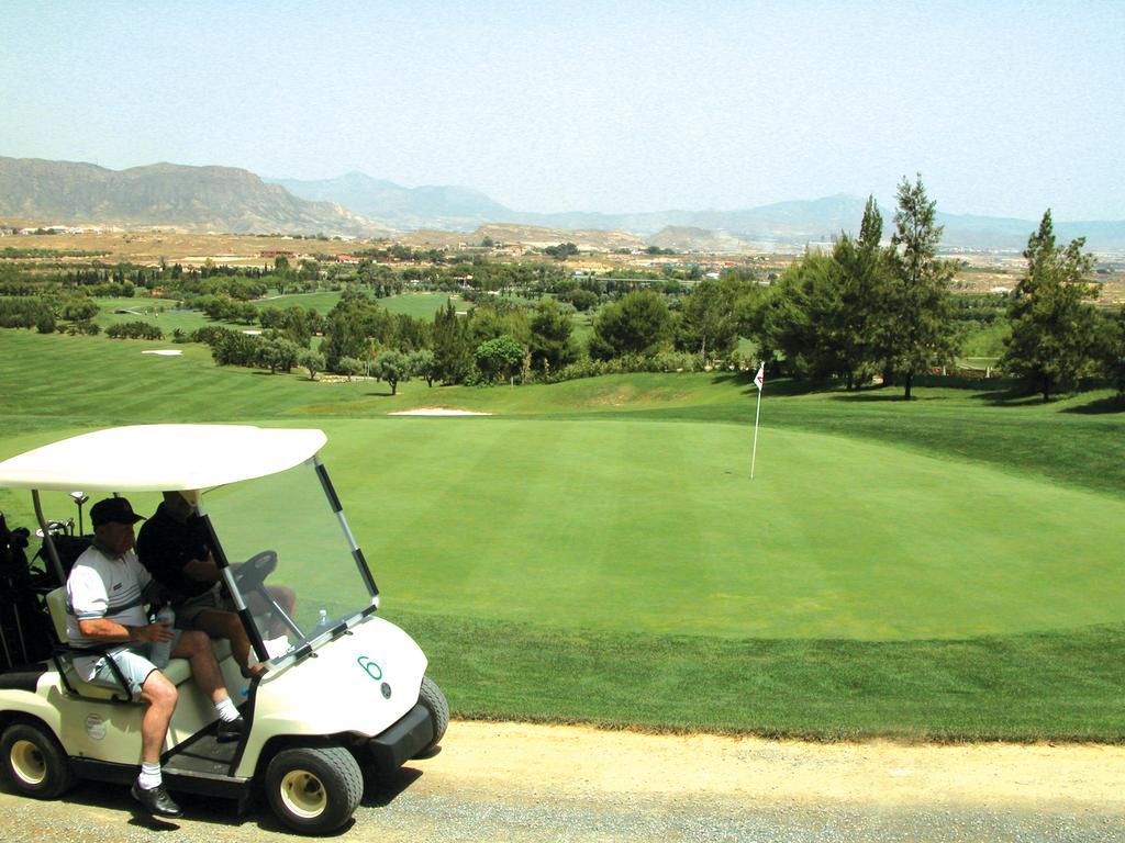 El Plantio Golf Resort Alicante Facilities photo